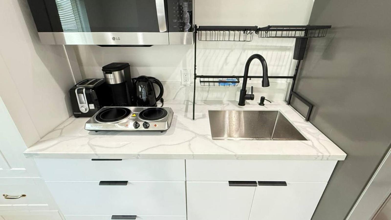Modern Studio Stylish &Cozy Ieft Unit ロサンゼルス エクステリア 写真