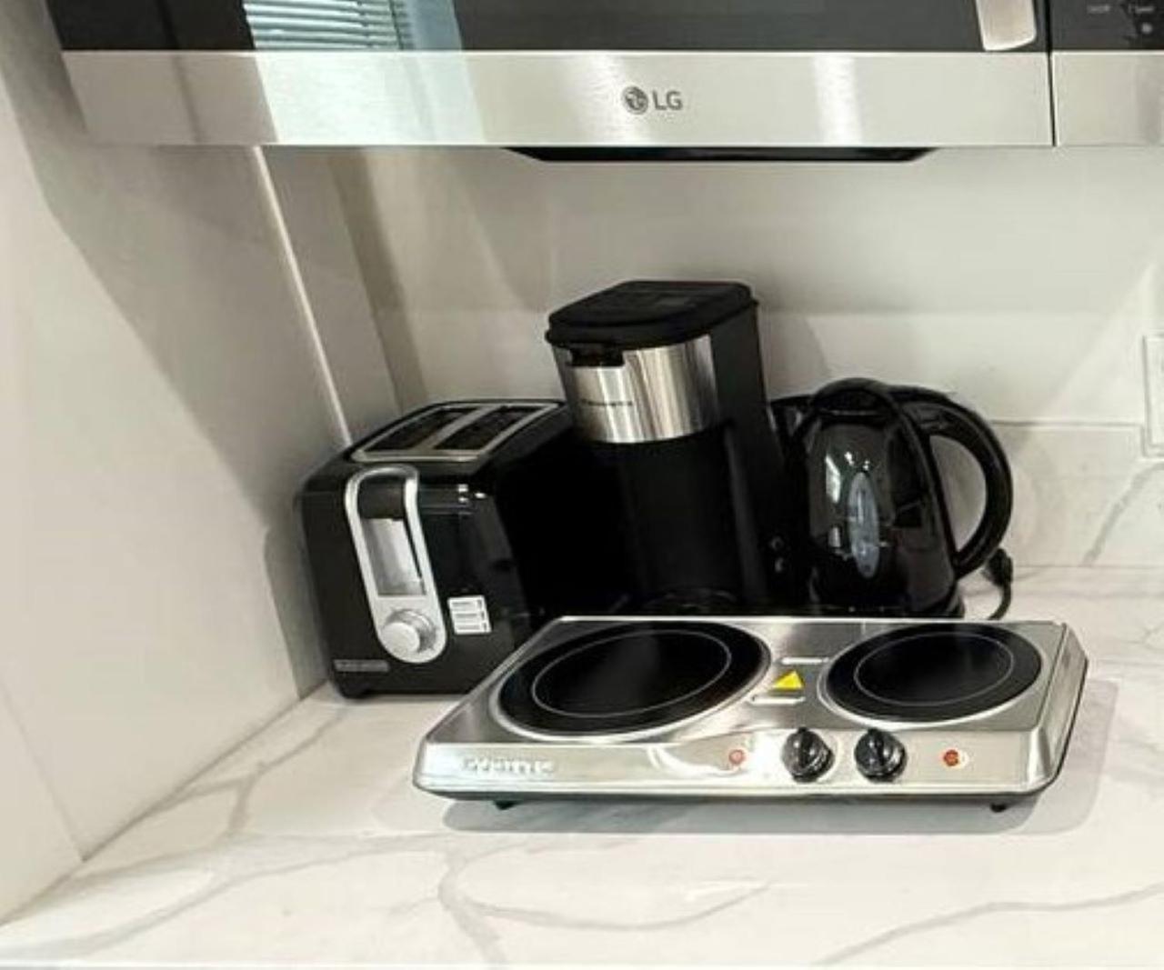 Modern Studio Stylish &Cozy Ieft Unit ロサンゼルス エクステリア 写真